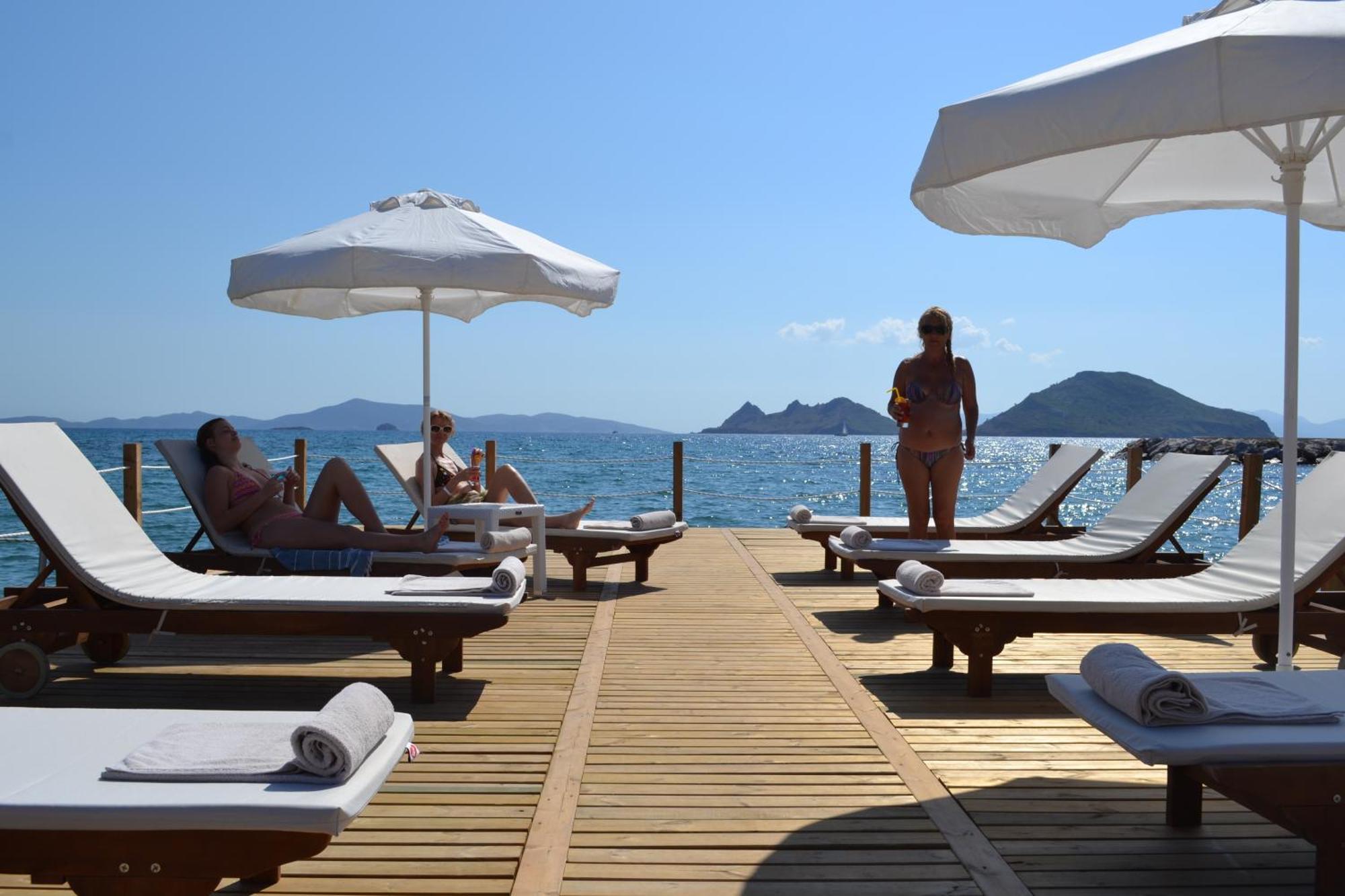 Hotel Turiya Turgutreis Exterior photo