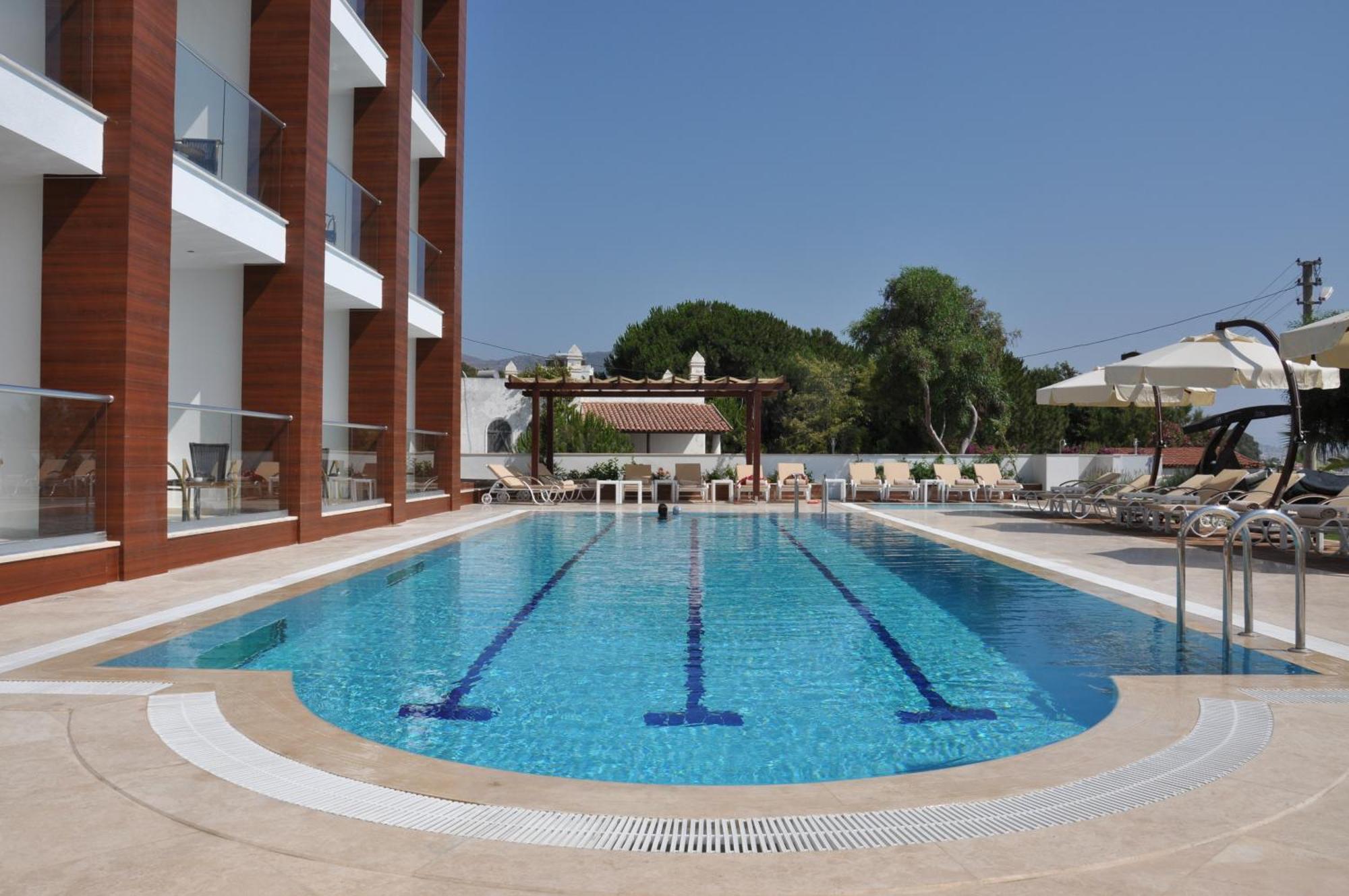 Hotel Turiya Turgutreis Exterior photo