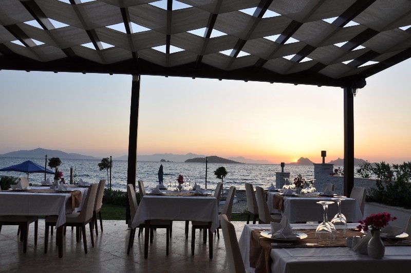 Hotel Turiya Turgutreis Exterior photo