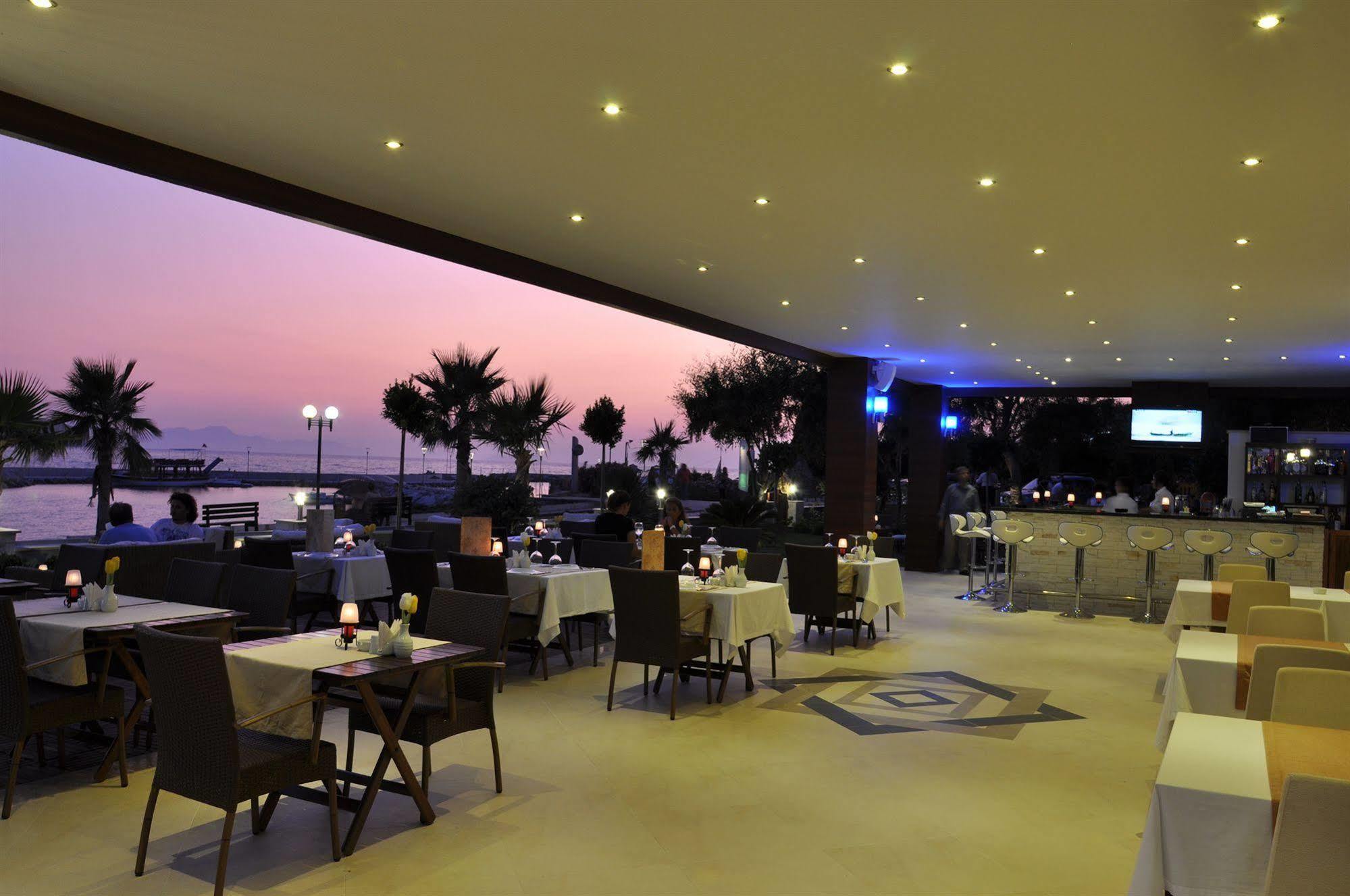 Hotel Turiya Turgutreis Exterior photo