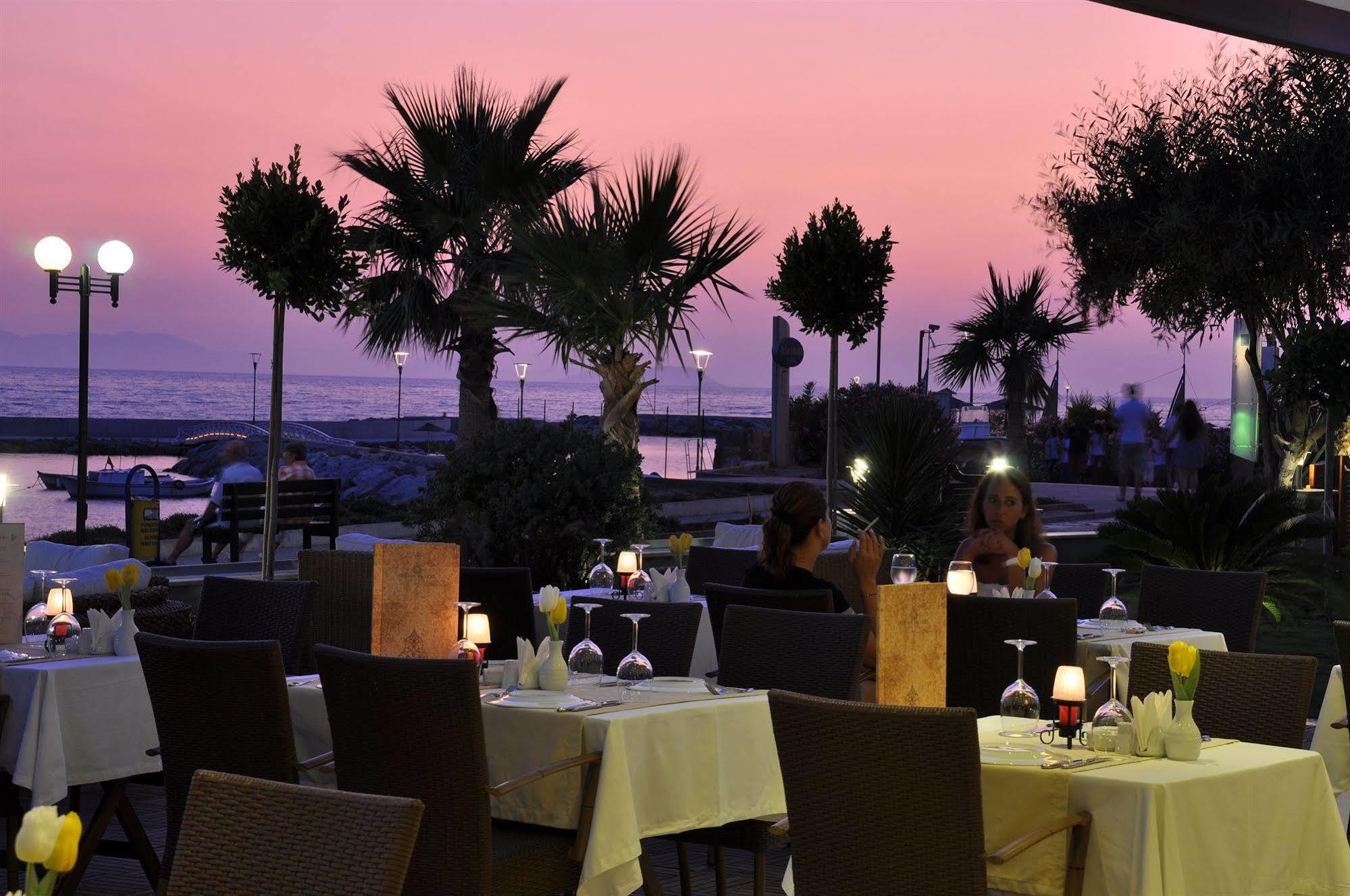 Hotel Turiya Turgutreis Exterior photo